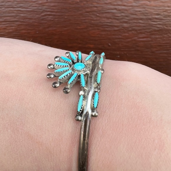 Vintage Zuni Turquoise Cuff and Ring Set - Picture 7 of 7